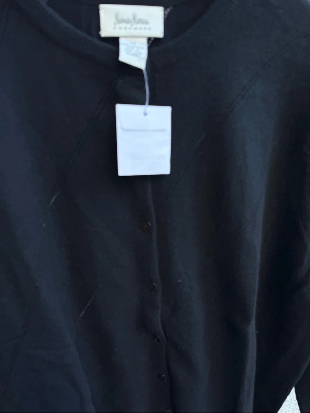 Neiman Marcus Cashmere cardigan sweater
